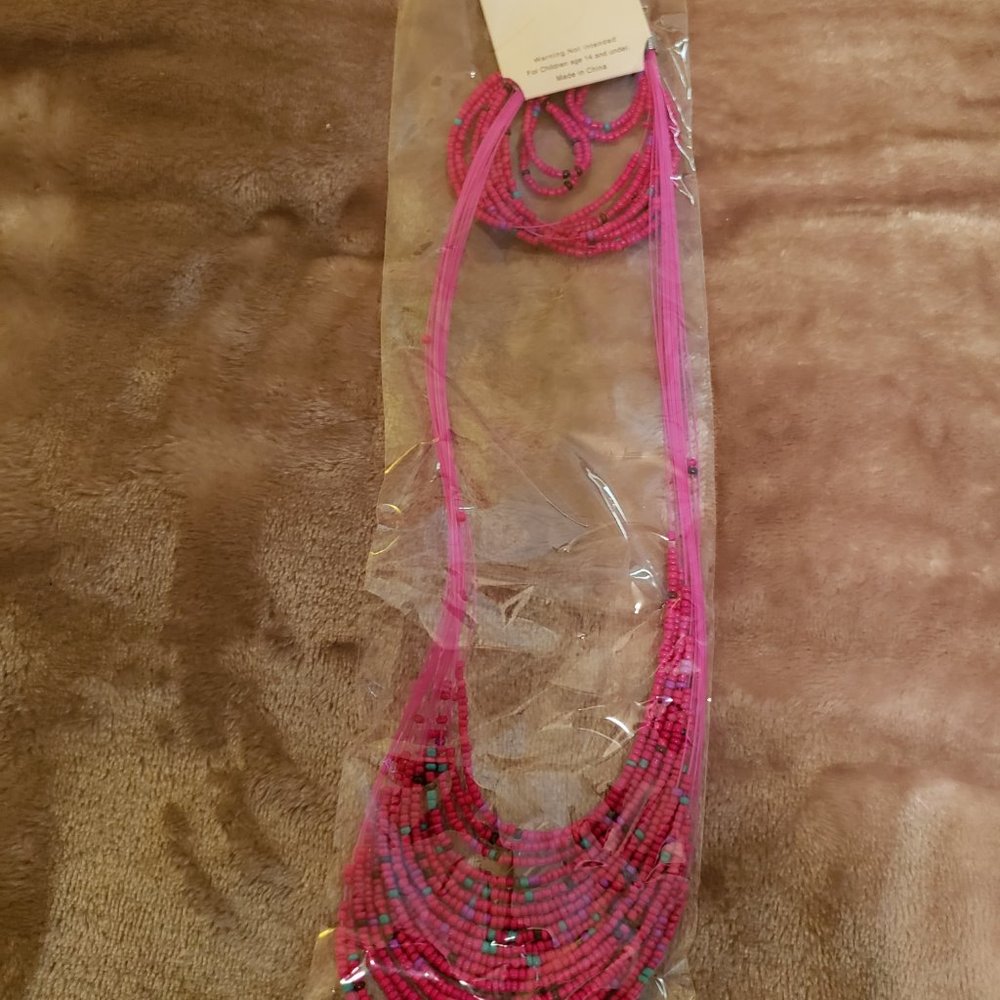 Pink in Pretty Beaded Necklace